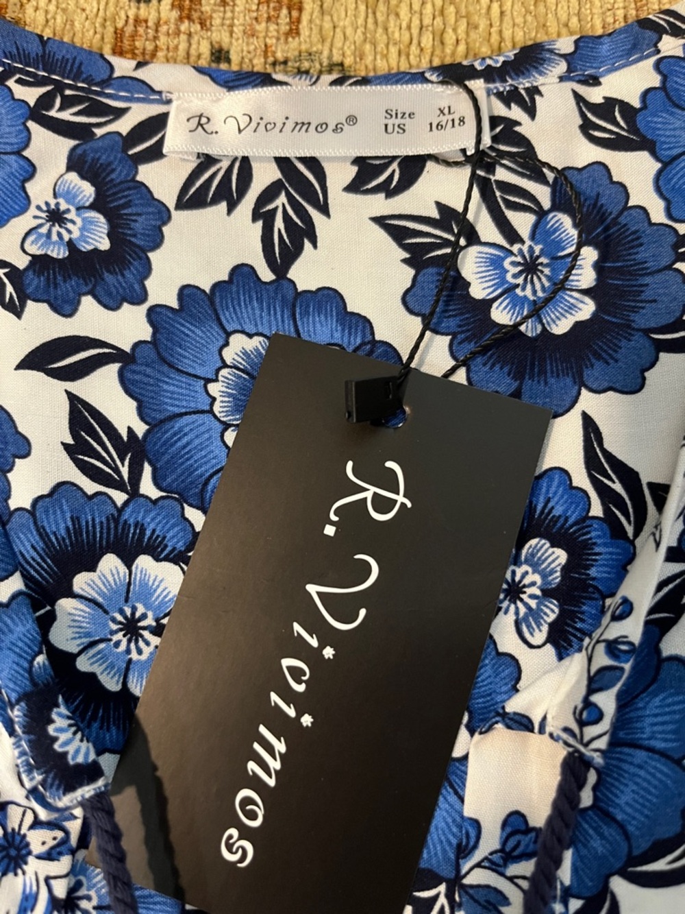 R. Vivimos  midi dress size XL - Picture 4 of 10
